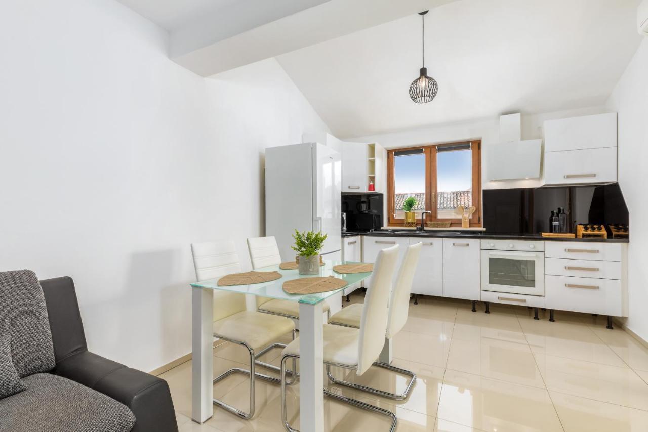 PUY Apartment Bailey מראה חיצוני תמונה
